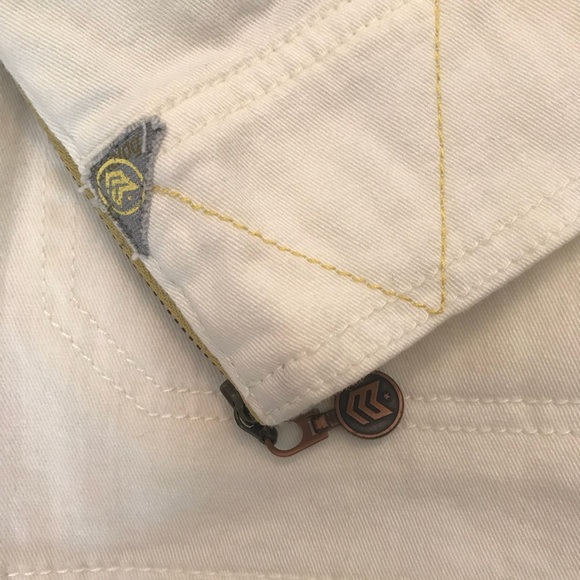 COPY - Burton • Analog Fleet Jacket - Picture 4 of 7